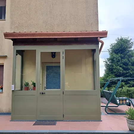 Intero Con Giardino E Colazione Dario