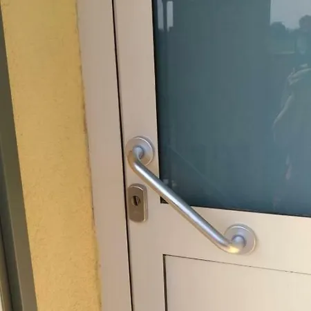 Intero Con Giardino E Colazione Dario Apartment *