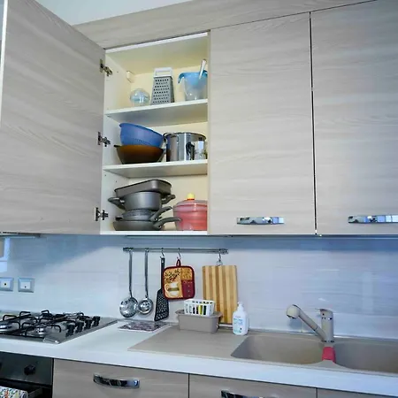 Intero Con Giardino E Colazione Dario Apartment