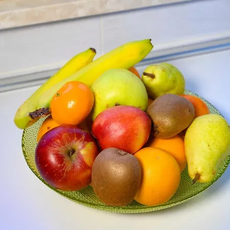 Intero Con Giardino E Colazione Dario Πάρμα