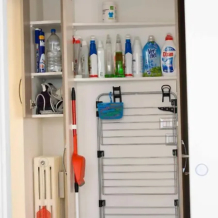 Intero Con Giardino E Colazione Dario * Parma