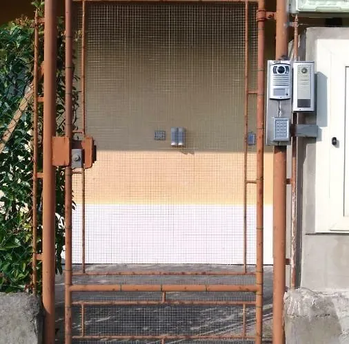 Apartment Intero Con Giardino E Colazione Dario