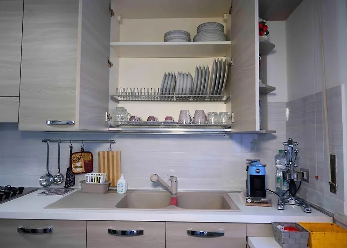 Apartment Intero Con Giardino E Colazione Dario